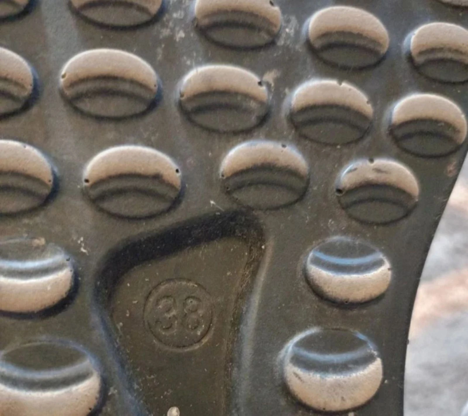 Tênis esportivo tamanho 38. – photo 4